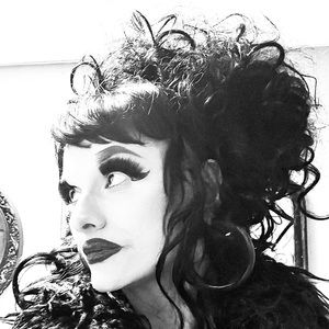 Meet your Posher, Edie